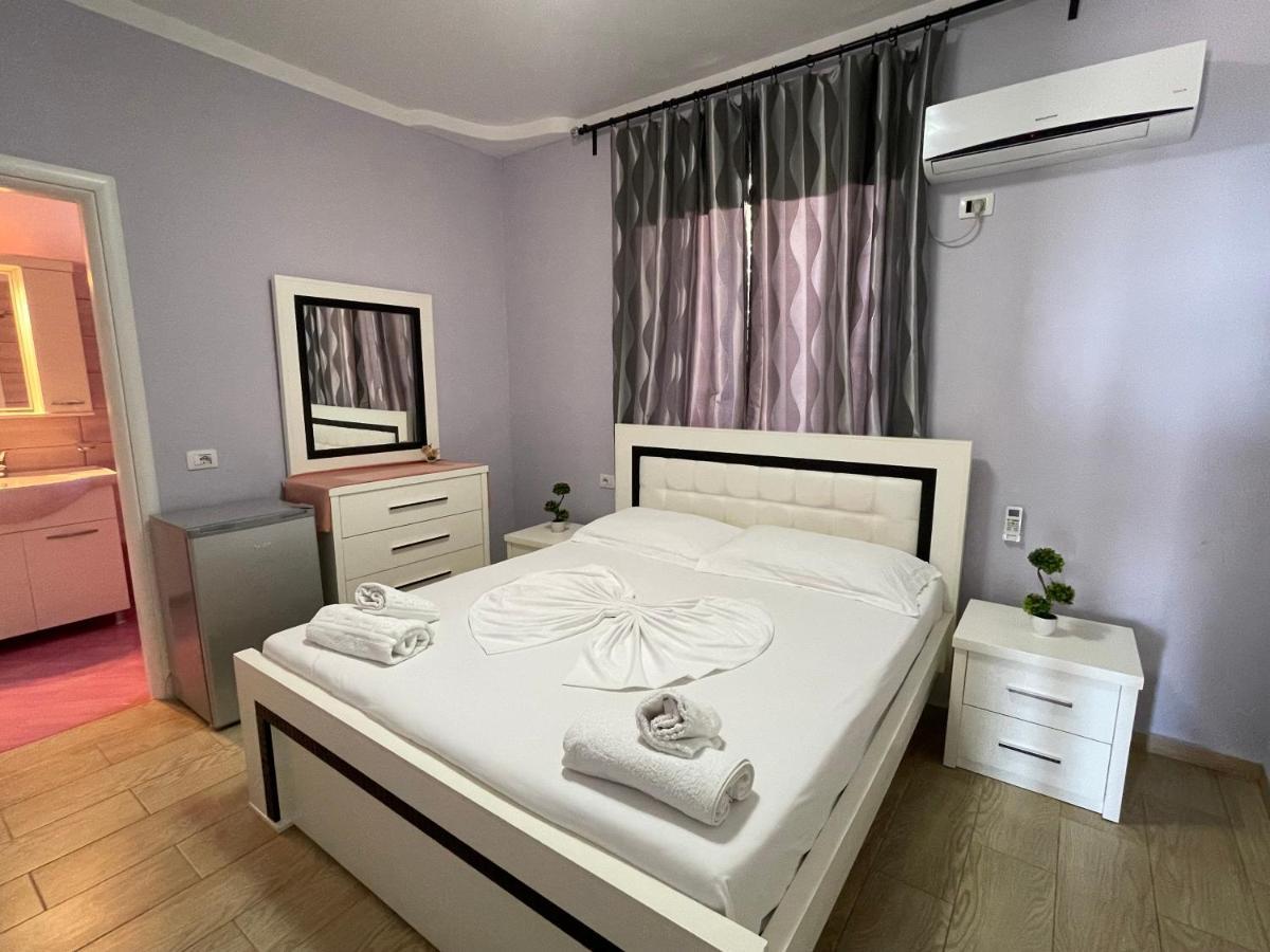 Villa 12 Sarandë Esterno foto