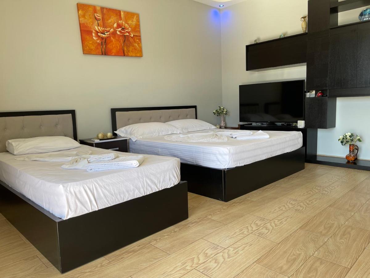 Villa 12 Sarandë Esterno foto