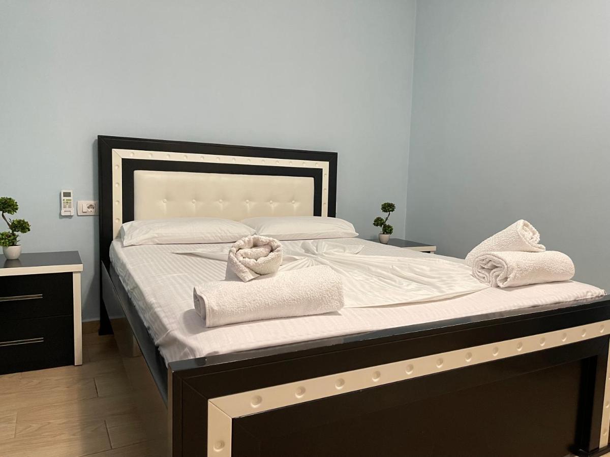 Villa 12 Sarandë Esterno foto