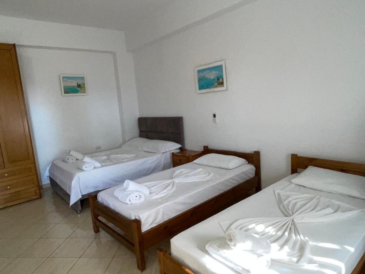 Villa 12 Sarandë Esterno foto