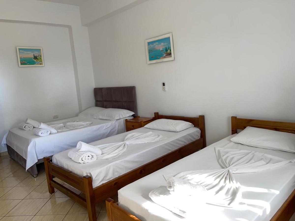 Villa 12 Sarandë Esterno foto