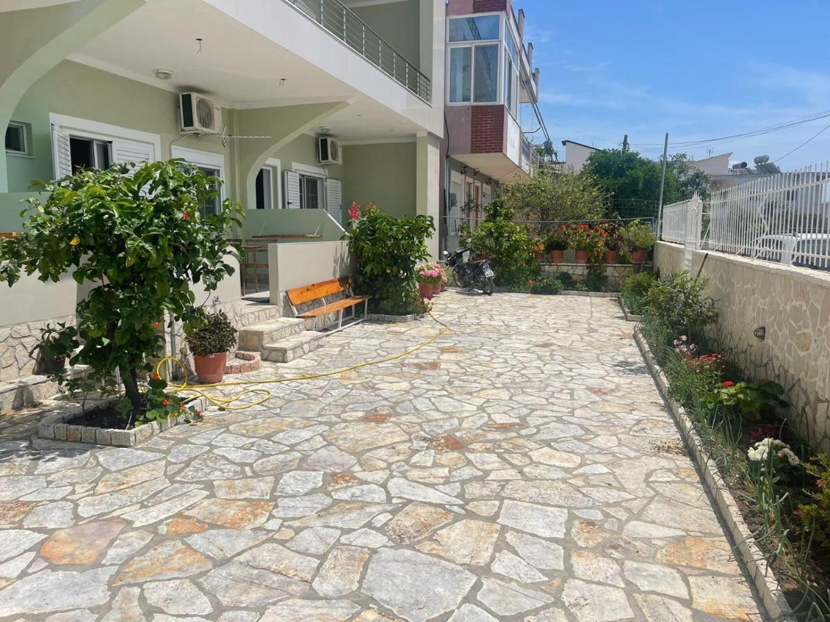 Villa 12 Sarandë Esterno foto